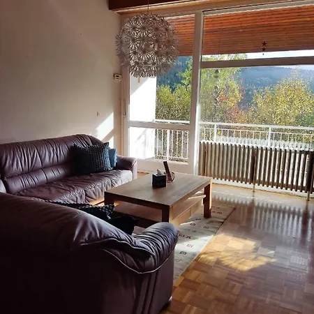 Waldhaus Max Apartamento *